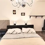 Apartamento 3-zimmer-stadtapartment Mit Terrasse *