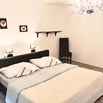 Apartamento 3-zimmer-stadtapartment Mit Terrasse *