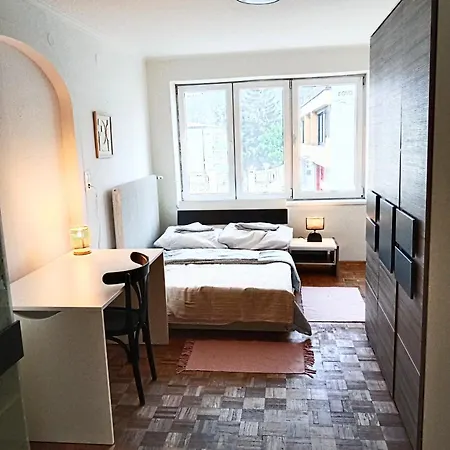 아파트 3-zimmer-stadtapartment Mit Terrasse 상트베이트안데르글란