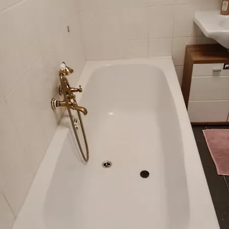 Lejlighed 3-zimmer-stadtapartment Mit Terrasse