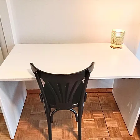 3-zimmer-stadtapartment Mit Terrasse Apartamento