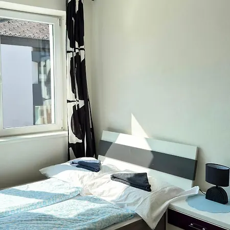 3-zimmer-stadtapartment Mit Terrasse Apartamento *