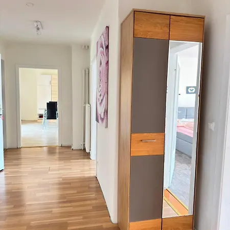 3-zimmer-stadtapartment Mit Terrasse *
